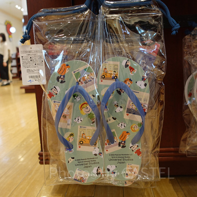 スヌーピーのビーチサンダル