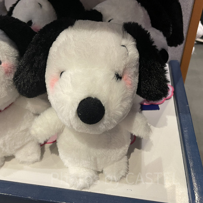 スヌーピーのぬいぐるみ