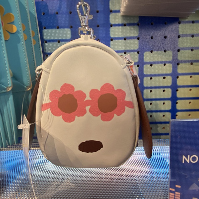 スヌーピーのポーチ