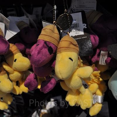 スヌーピー「SNOOPY HALLOWEEN」ウッドストックのぬいぐるみキーチェーン