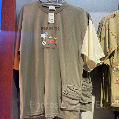 スヌーピーのTシャツ