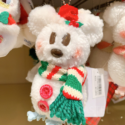 スノーミッキーぬいぐるみバッジ