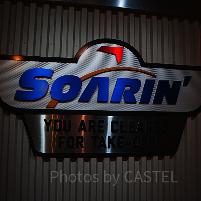 海外のソアリン看板