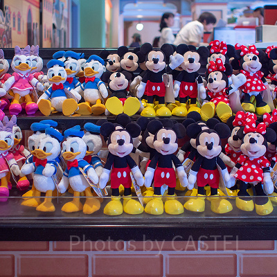 ディズニーキャラクターのお土産グッズ