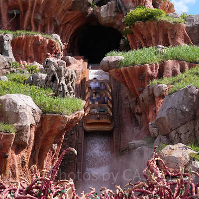 スプラッシュ・マウンテン：記念写真が撮れる落下位置