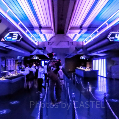 ここで2列に分かれます