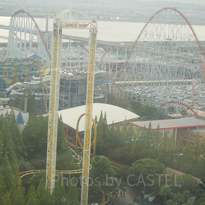 観覧車から見たスチールドラゴン