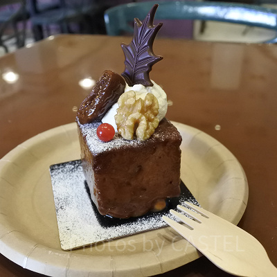 シュトーレン仕立てのキューブケーキ