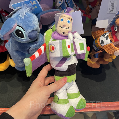 ぬいぐるみ（バズ）