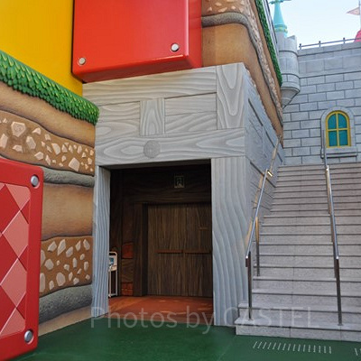 スーパーニンテンドーワールドのエレベーター（登り）