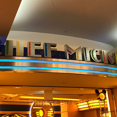 プライオリティ・シーティング対応。大人気の「シェフミッキー」