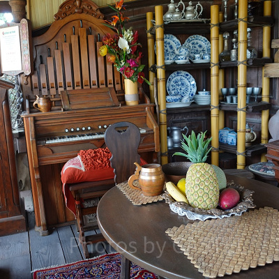 スイスファミリー・ツリーハウス：リビング