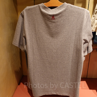 Tシャツ（グレー）のバックデザイン