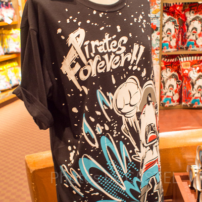 Tシャツ（パイレーツミッキー柄）表側