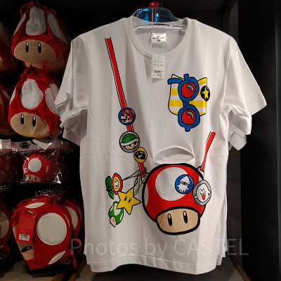 ポケット付きTシャツ