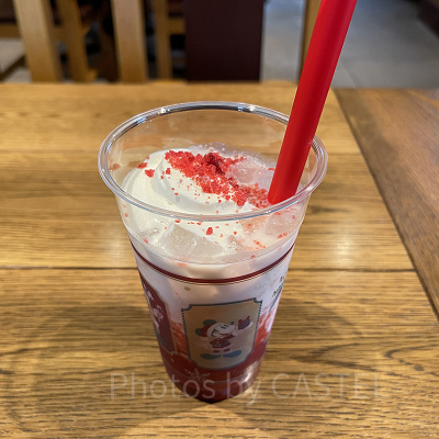 タピオカドリンク(苺ミルク)