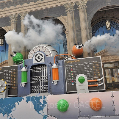 USJのワールド・ストリート・フェスティバル「ミニオン・ハチャメチャ・ワールド」の終了シーン