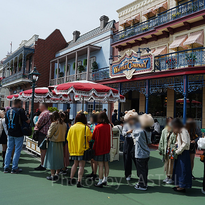 グレートアメリカン・ワッフルカンパニーの待ち列の様子（2023年4月）