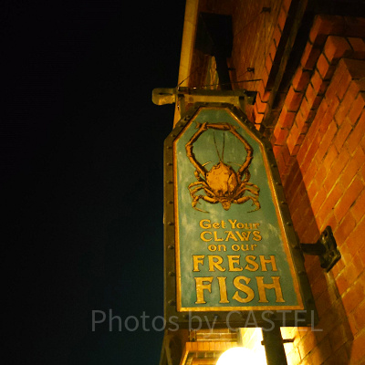 レストラン櫻の横にある看板