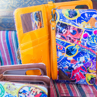 ディズニーシー限定の実写オリジナルスマホケースは2種類！