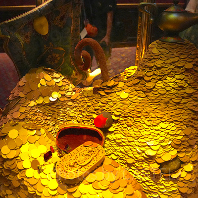 ミッキーのフィルハーマジックではどこかに隠れミッキーが･･･