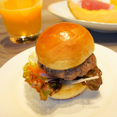 肉厚ハンバーガー