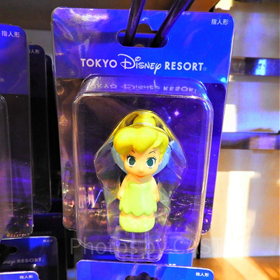 幼い表情のティンカーベル