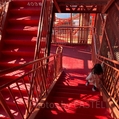 東京タワーは外階段で昇降できます