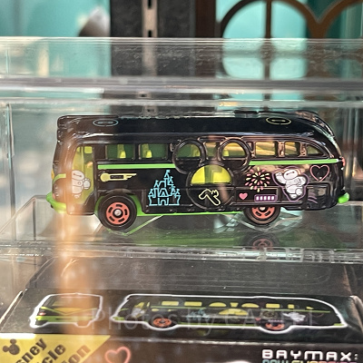 お値下げ！日本未発売　WDW ネオンカラー　ステンレス　水筒　スペースマウンテン カーボンフロントショックタワー(アルティマ/JJ) [KOS04361-11