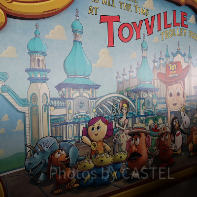 トイ・ストーリー・マニア！の隠れミッキー③