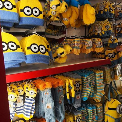 ユニバのミニオンの防寒グッズ