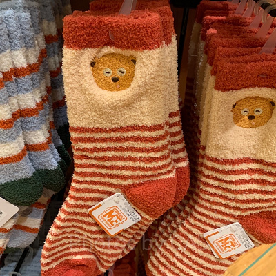 ユニバ/冬くつした（ティム）