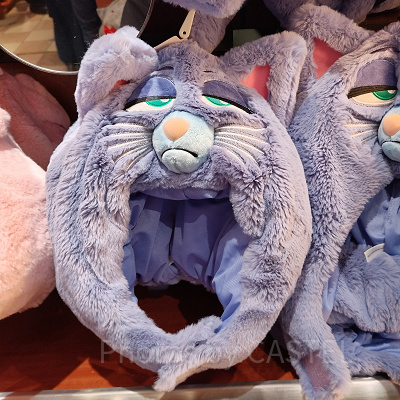 USJ冬グッズ：クロエのぬいぐるみハット