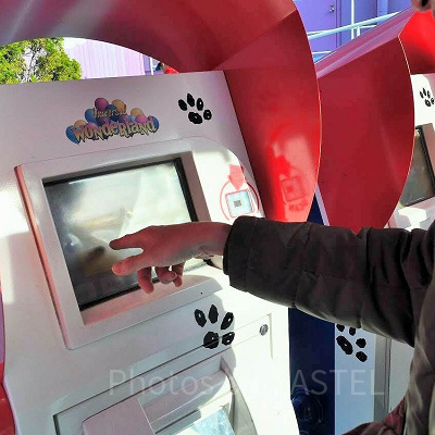 USJワンダーランド「よやくのり」発券機