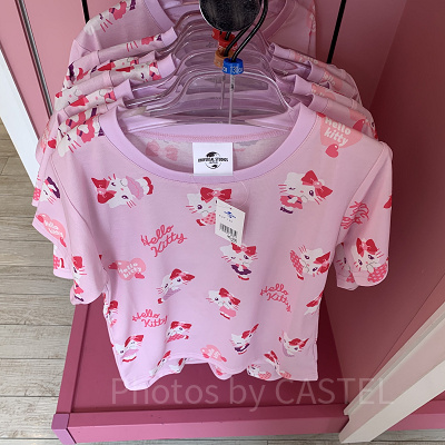 USJ2025/キティの総柄Tシャツ