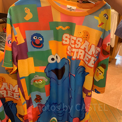 USJ2025/セサミストリートのシャツ