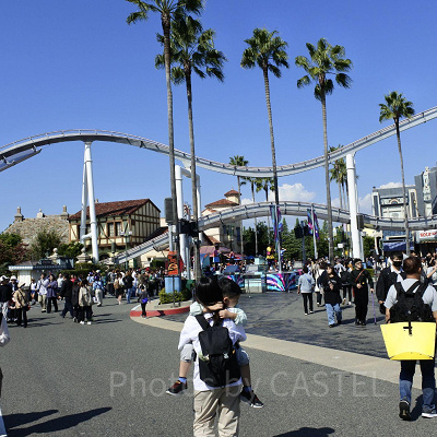 USJ／パワーオブポップアンリミテッドステージ(中央)