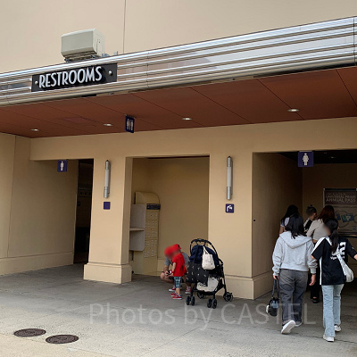 USJ/コナン4-Dシアター横のトイレ
