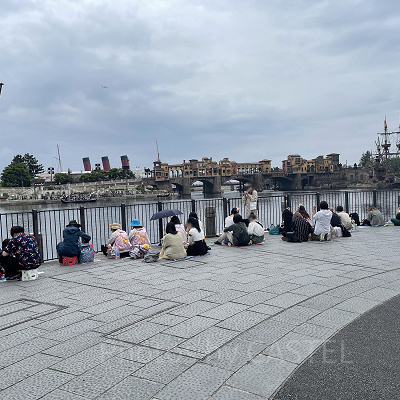 11時40分ごろのショー待ちの様子