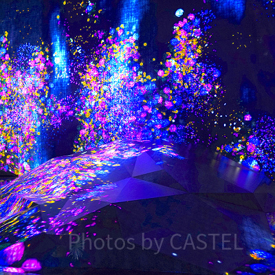 人々のための岩に憑依する滝