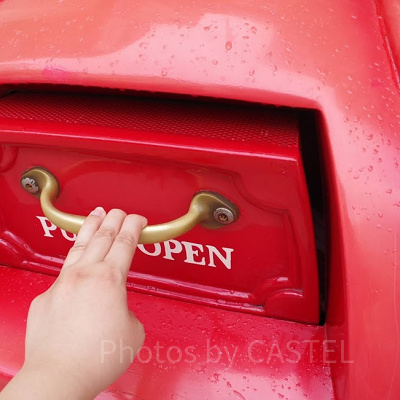 ポストを開けると･･･