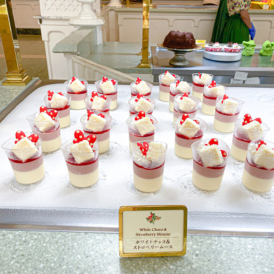 ホワイトチョコ＆ストロベリームース
