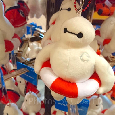 体が白いディズニーキャラクター