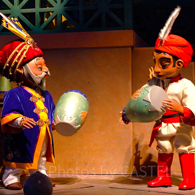 「コンパス・オブ・ユア・ハート」を歌っているのは？