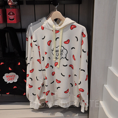 WHOSE CAP?　マリオ総柄フーディー