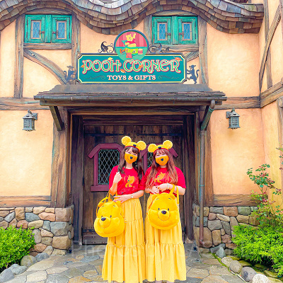 イエロー×レッドでプーさんの双子コーデ