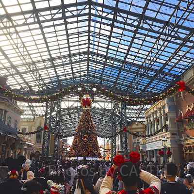 ワールドバザールのクリスマスツリー