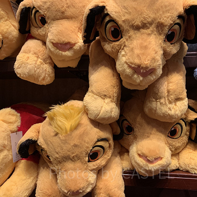 ヤングシンバの抱き枕