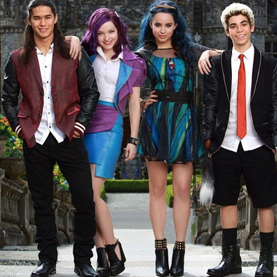 ディセンダントメインキャラクターの４人 キャステル Castel ディズニー情報