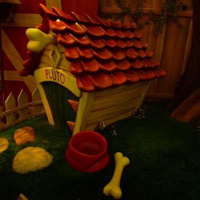 プルートの小屋 キャステル Castel ディズニー情報